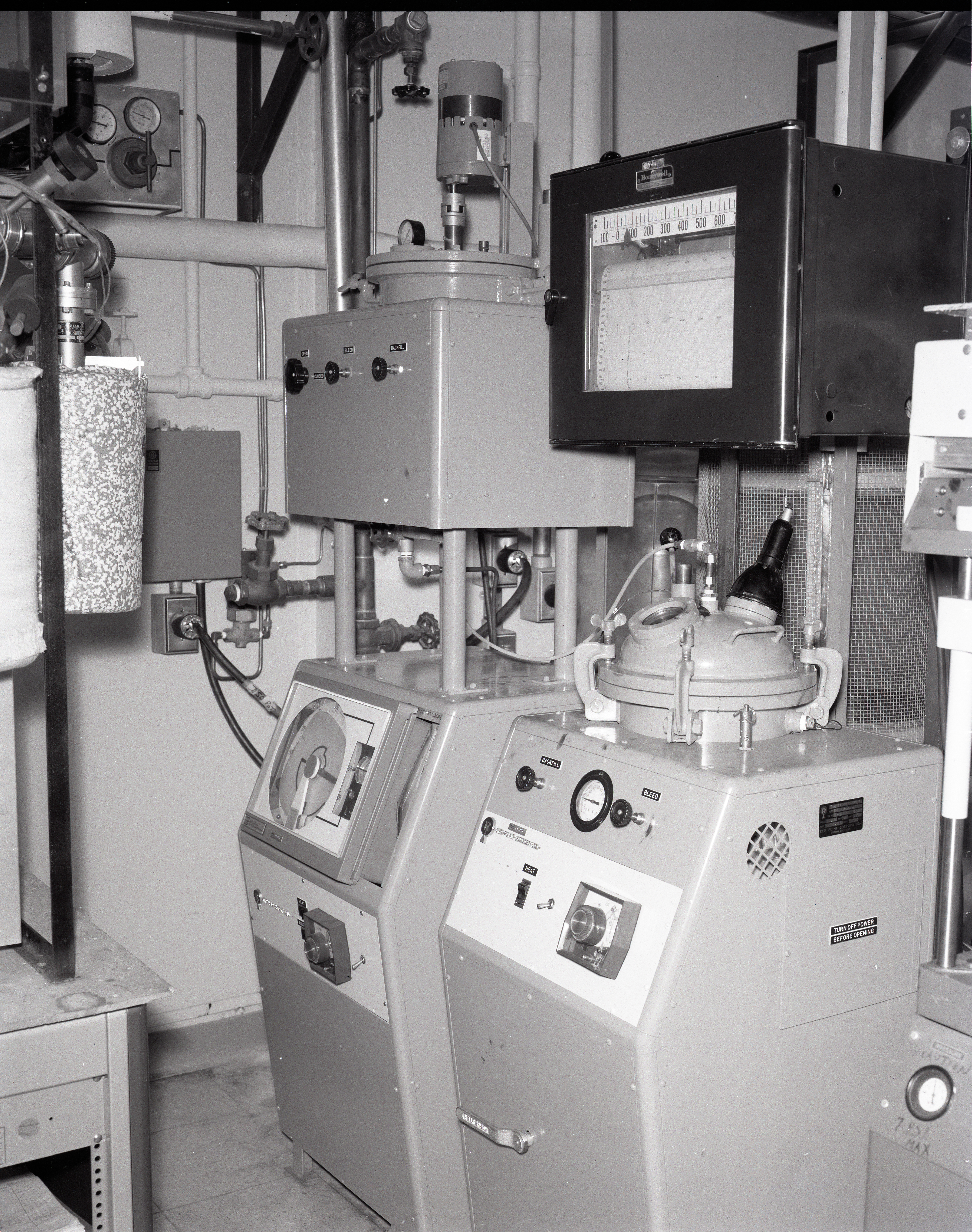 TEST RIGS - PARYLENE RIG - X FORMER LIFE TEST - LAMINATE LIFE TEST - PRESSURE POTS - TALL BELL JAR AND LOW - COMMUNICATION TECHNOLOGY SATELLITE CTS OUT GASSING