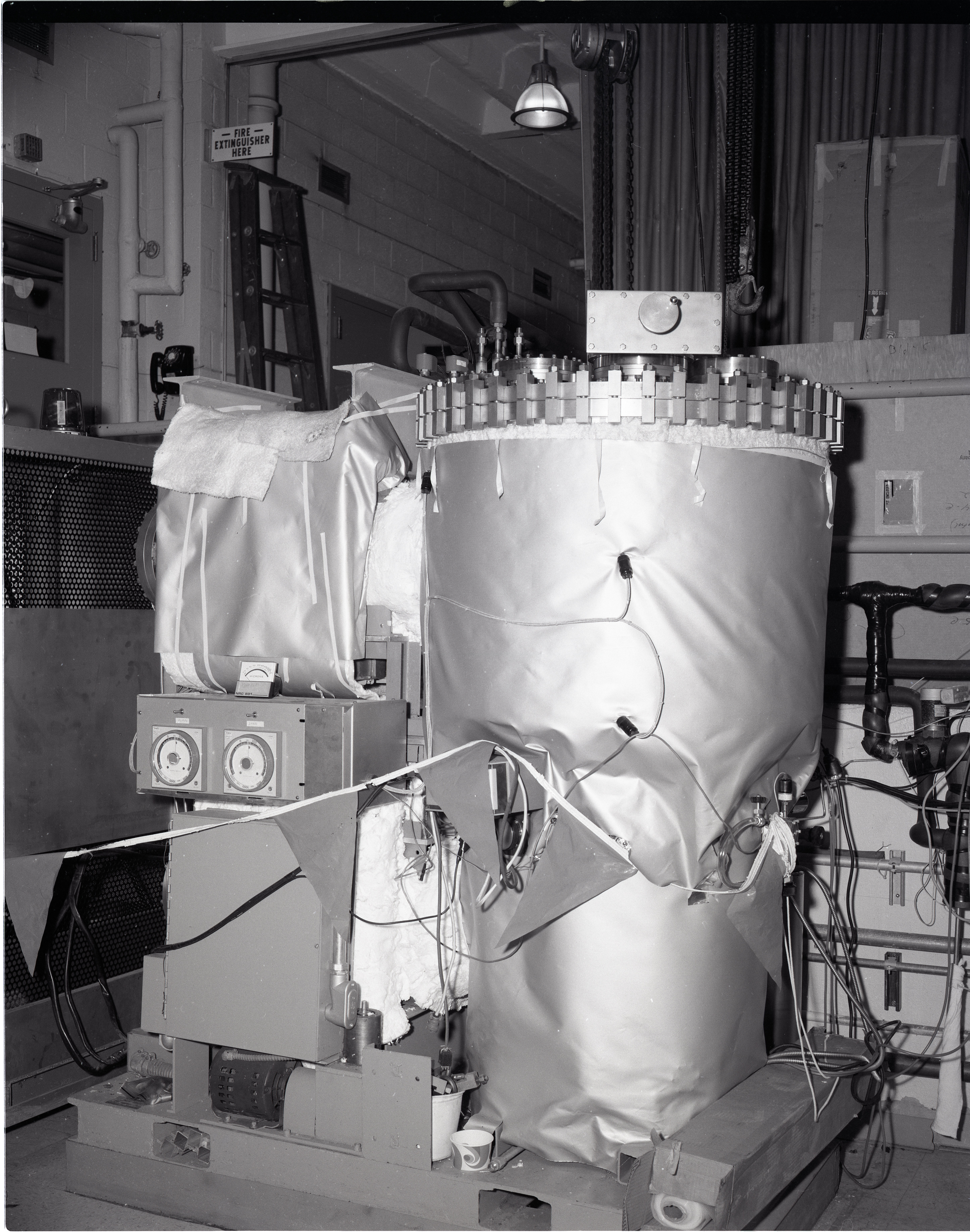 TEST RIGS - PARYLENE RIG - X FORMER LIFE TEST - LAMINATE LIFE TEST - PRESSURE POTS - TALL BELL JAR AND LOW - COMMUNICATION TECHNOLOGY SATELLITE CTS OUT GASSING