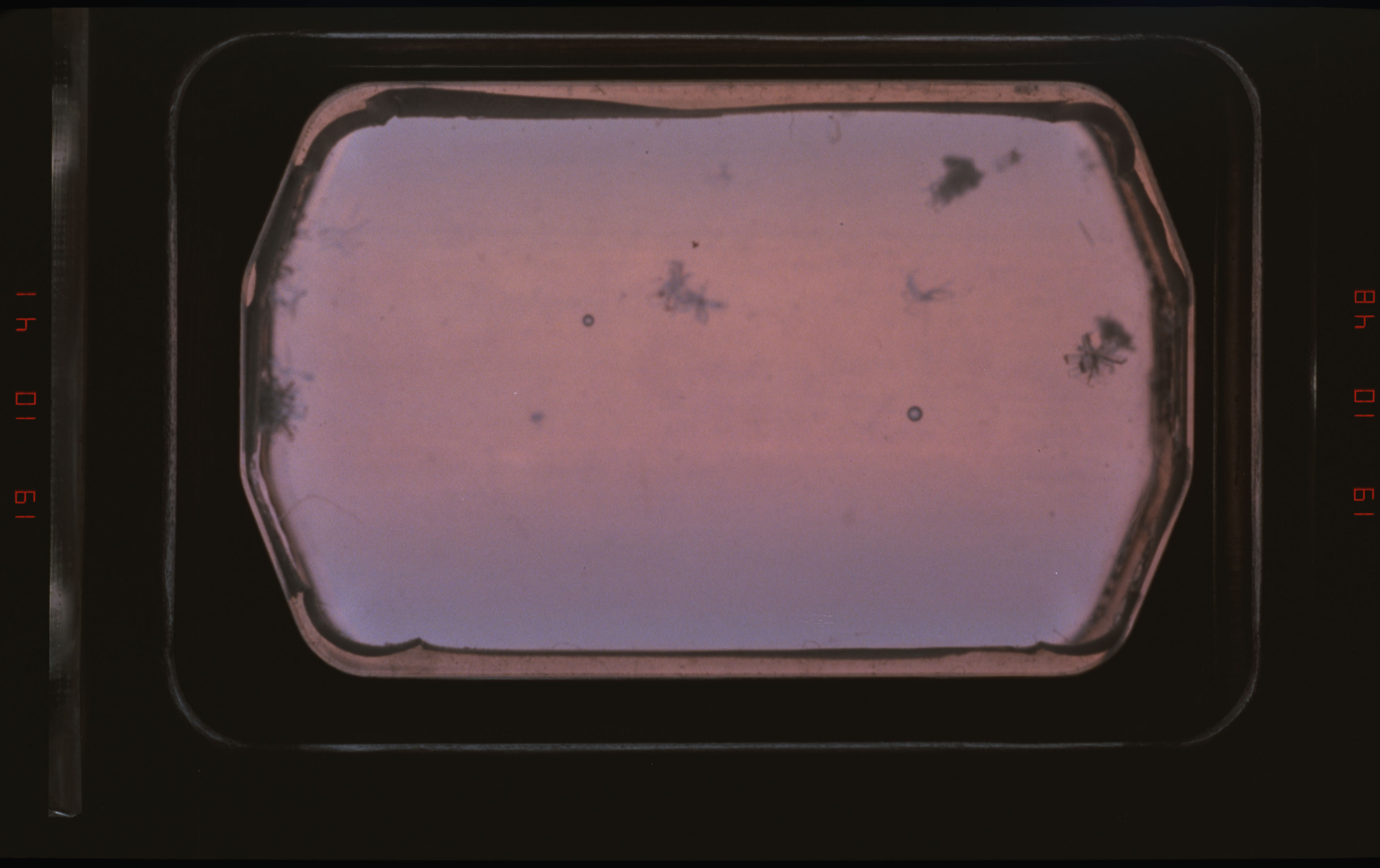 S47-279-011 - STS-047