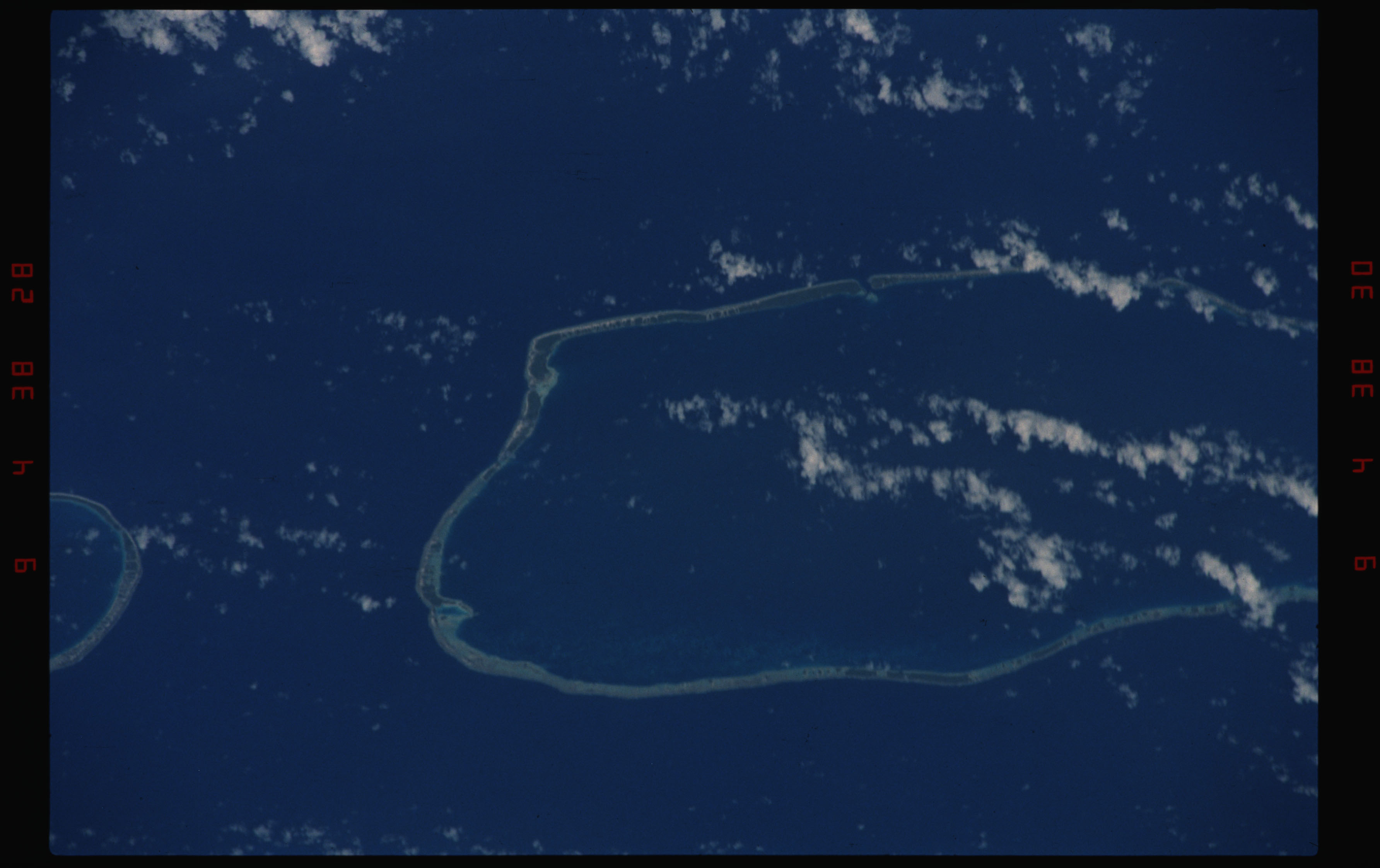 STS050-11-020 - STS-050 - Earth observation scenes of Tikahau and Rangiroa Atolls, Tuamotu Archipelago.