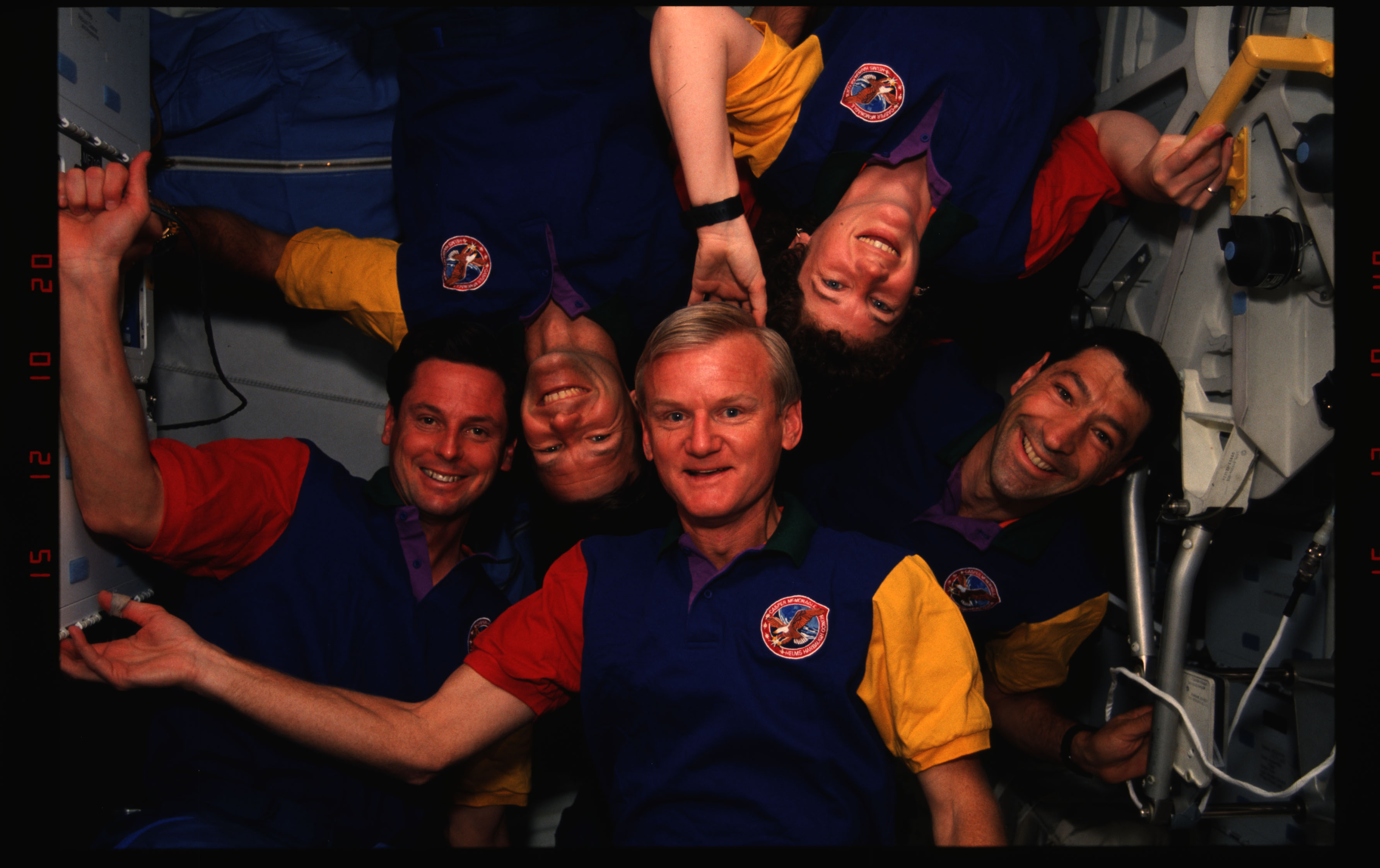 STS054-02-009 - STS-054 - In orbit crew group portraits.