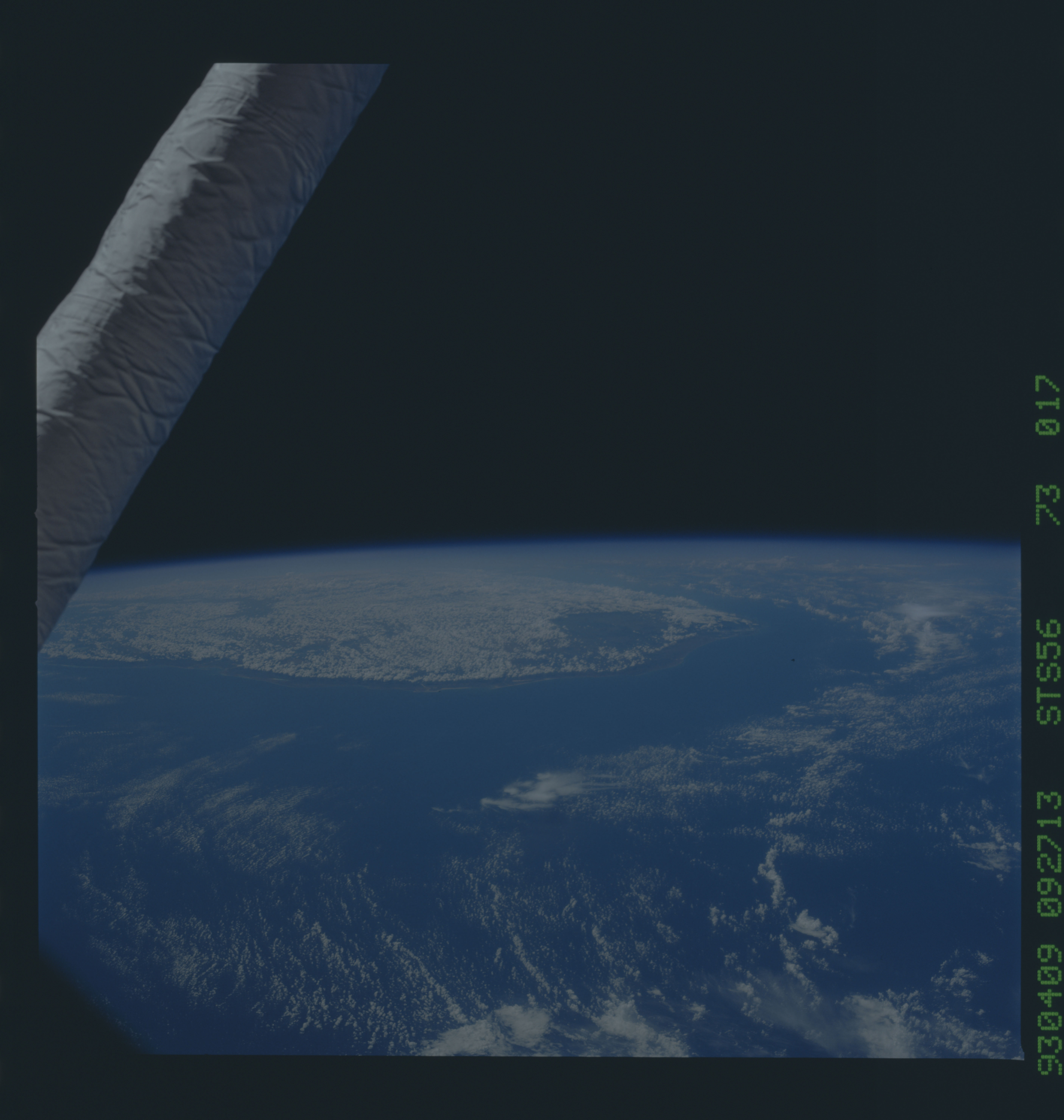 STS056-73-017 - STS-056 - Earth observations taken from Discovery during STS-56 mission