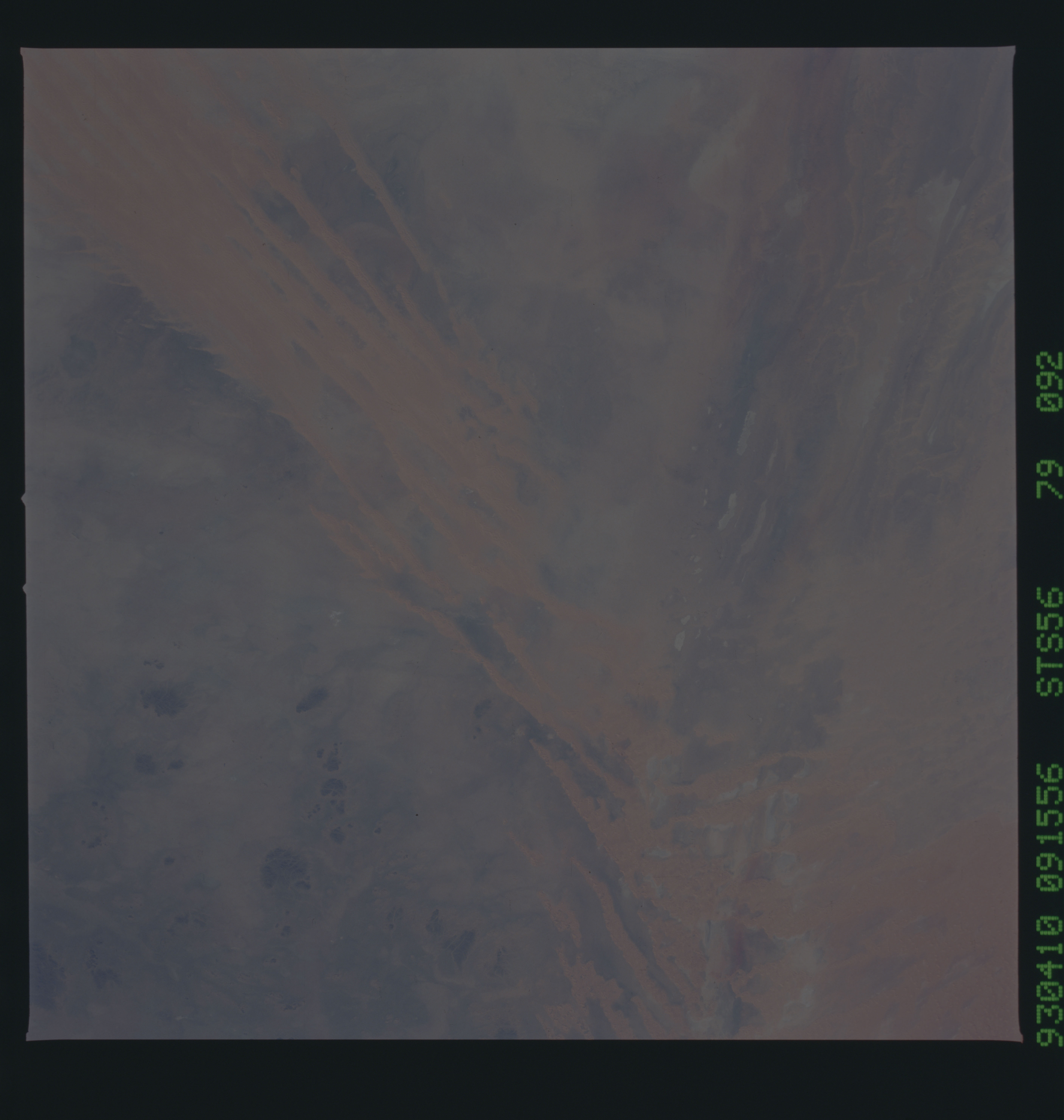 STS056-79-092 - STS-056 - Earth observations taken from Discovery during STS-56 mission