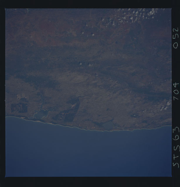 STS063-704-052 - STS-063 - Earth observations from STS-63 mission