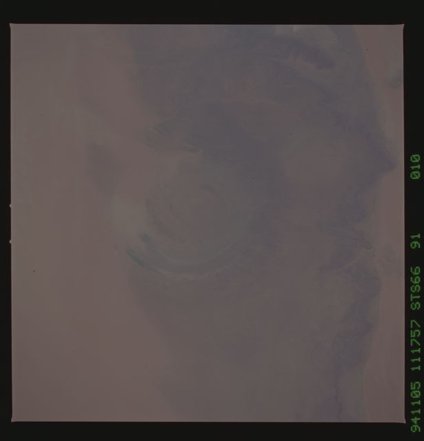 STS066-91-010 - STS-066 - Earth observations during STS-66 mission