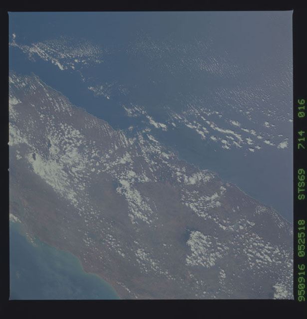 STS069-714-016 - STS-069 - Earth observations taken during the STS-69 mission