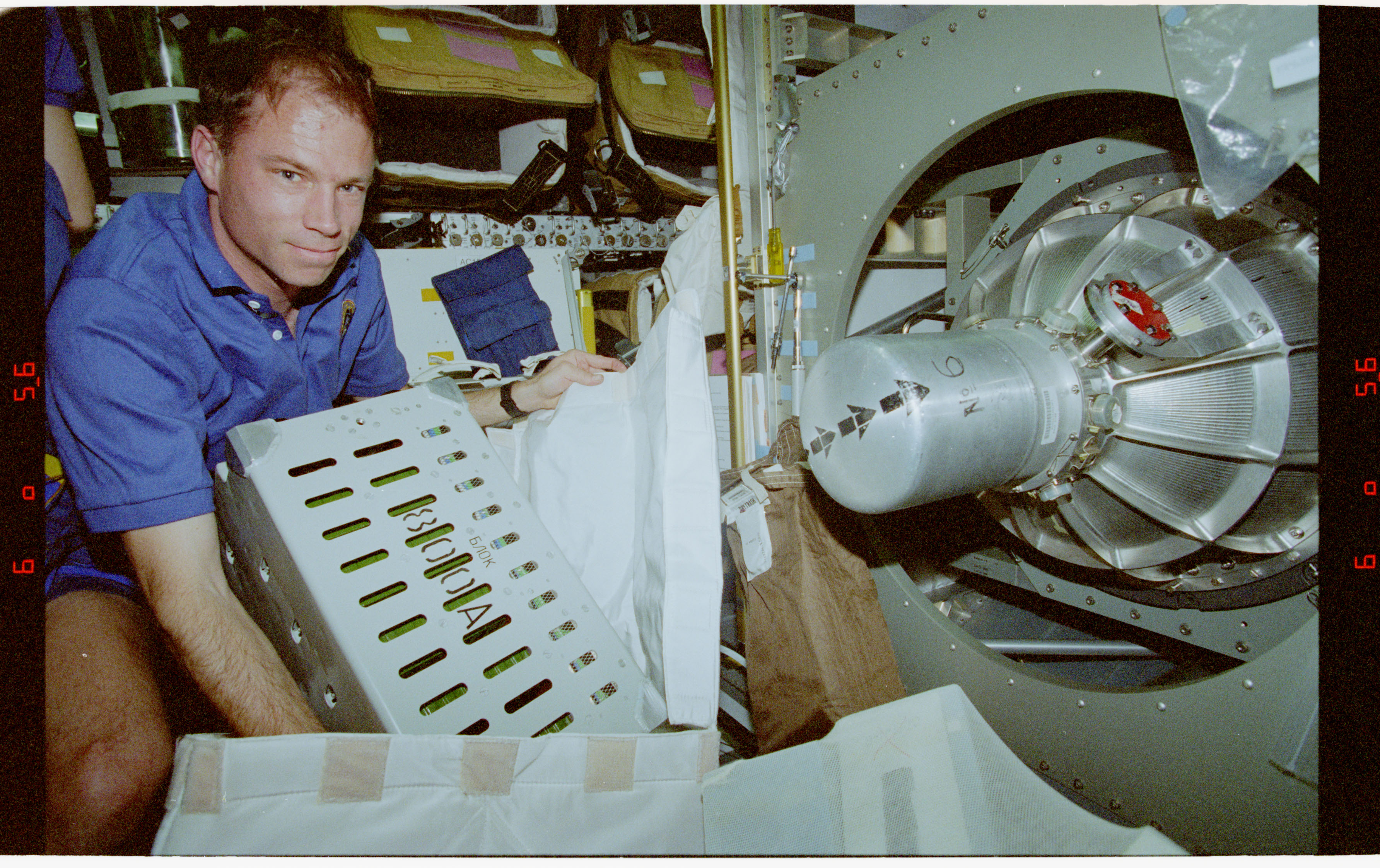 STS076-345-019 - STS-076 - Documentation of logistics transfer from shuttle Spacehab