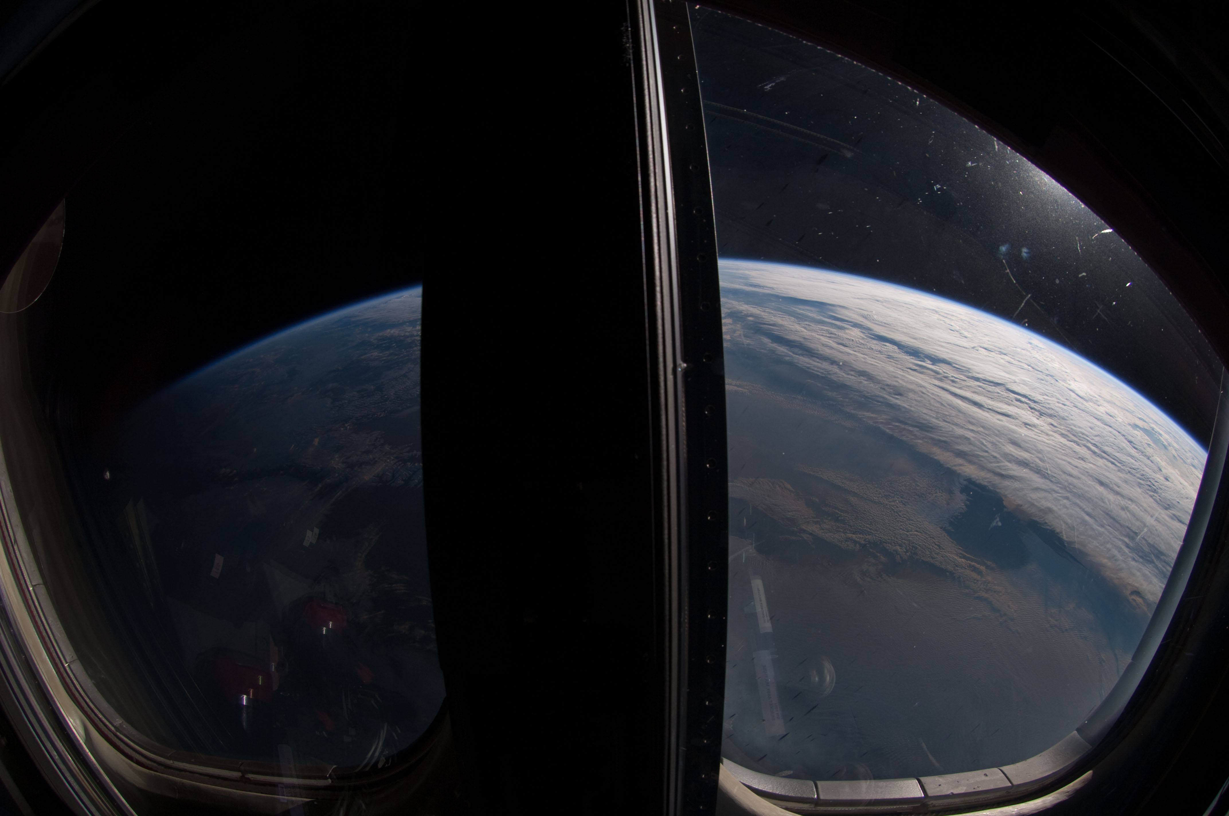 S126E026811 - STS-126 - Earth Observations taken by STS-126 Crewmember