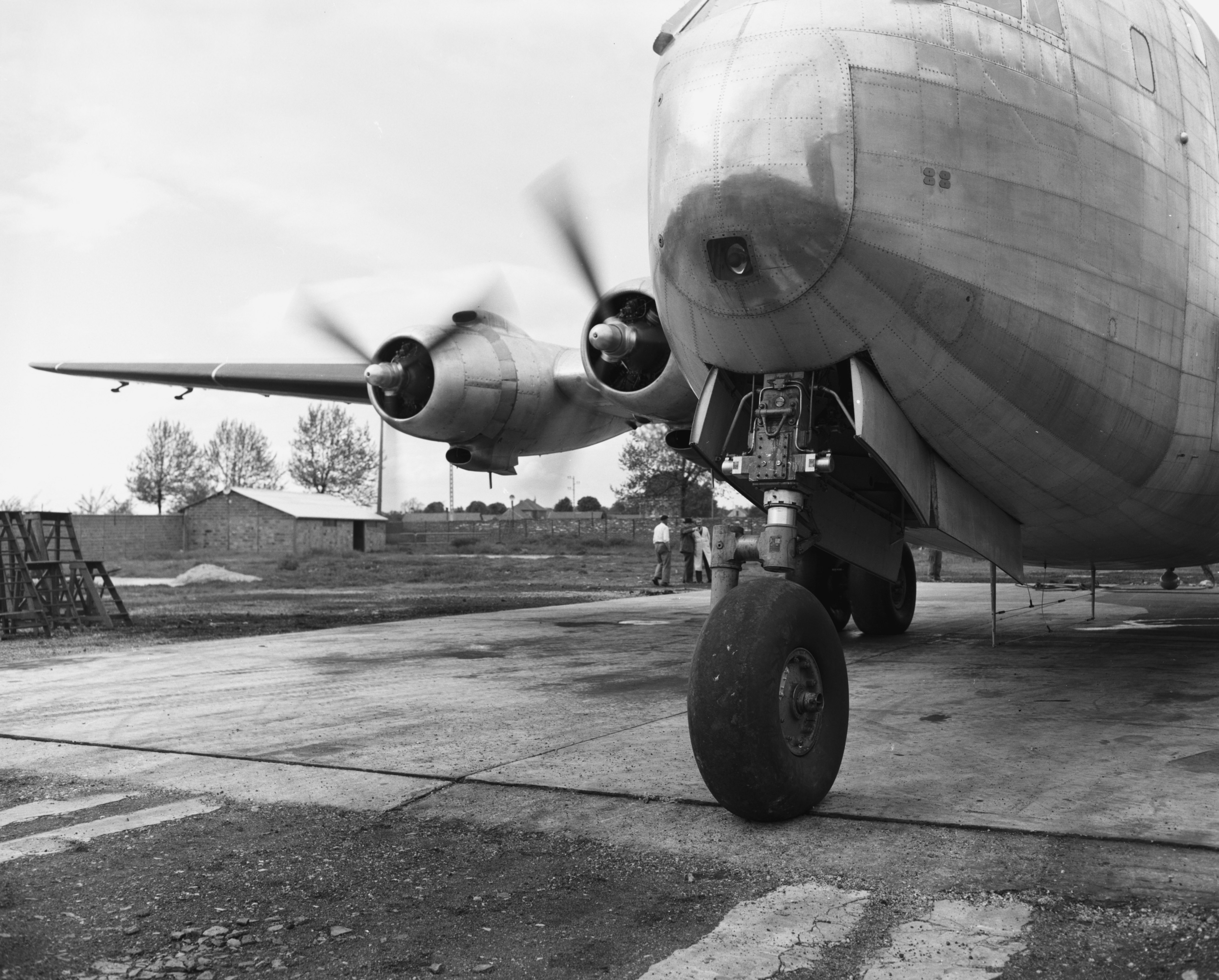 Louis Breguet, Ateliers d'Aviation
