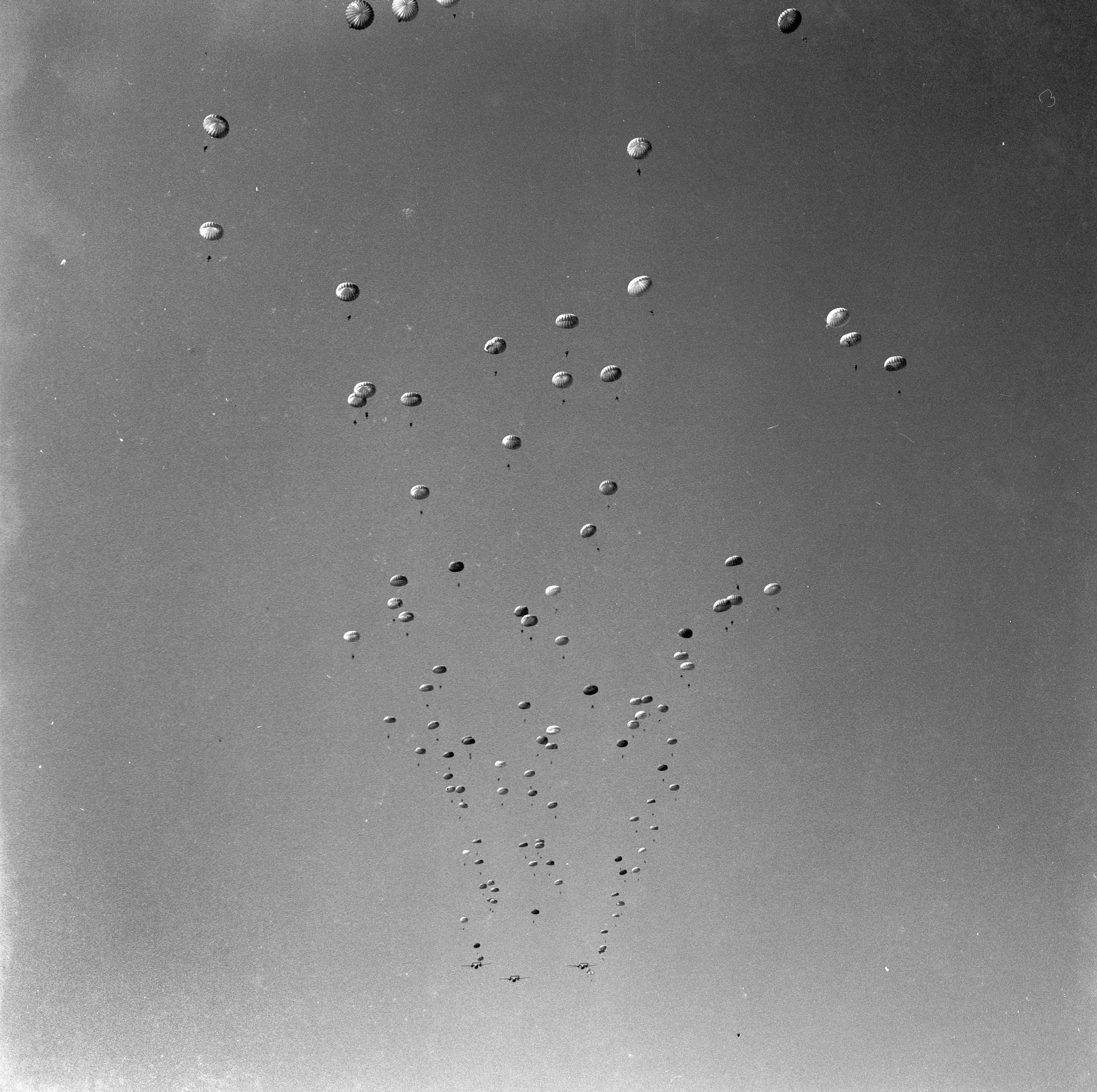 French Train as NATO Paratroopers at Pau