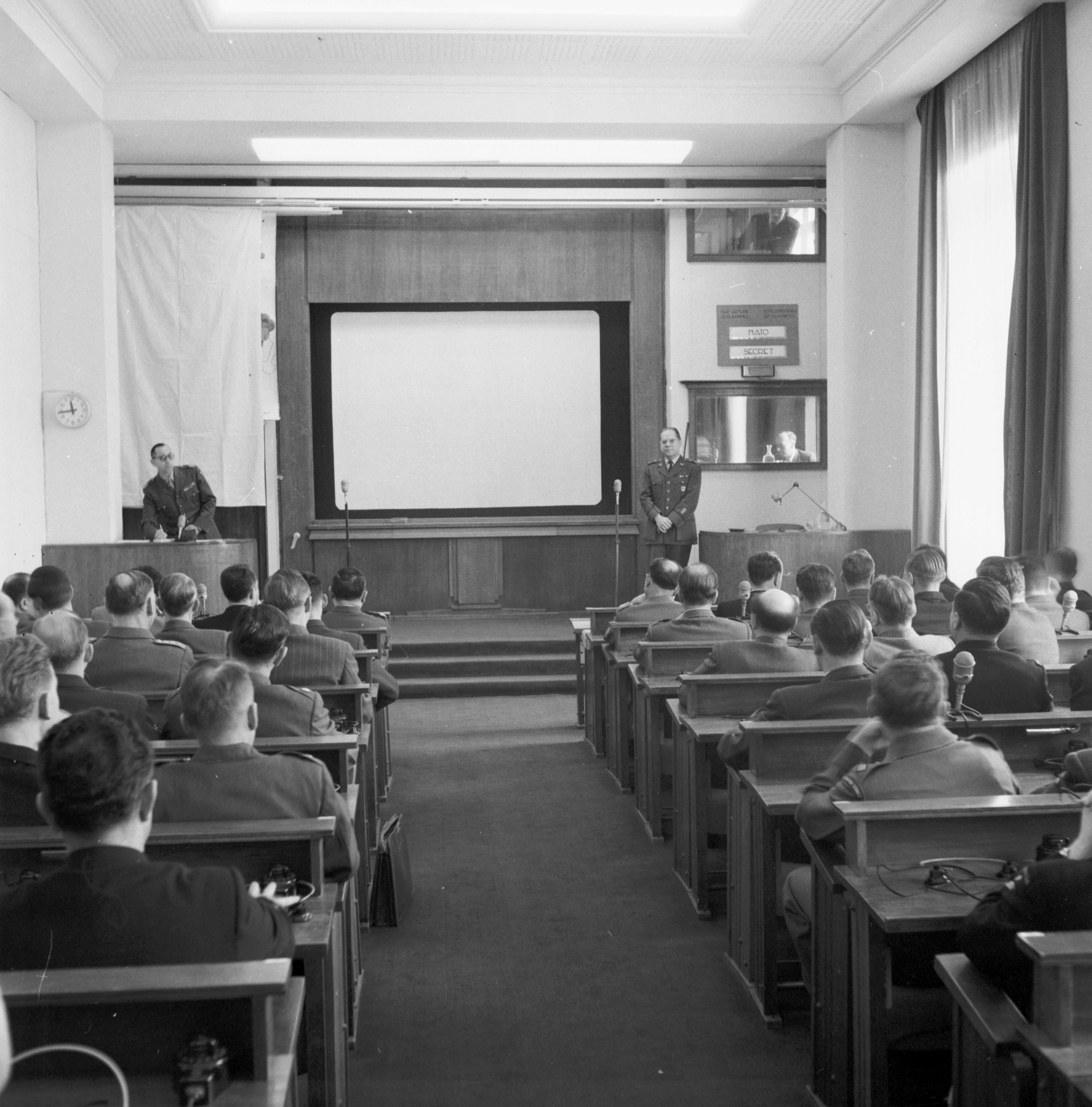 Danes Take Course at NATO Defense College